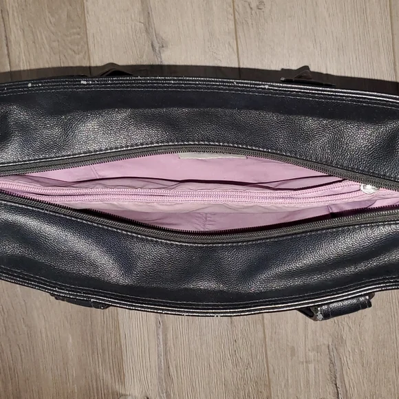 Thinkgeek Handbag of Holding -DELUXE - Discontinued - Picture 4 of 5